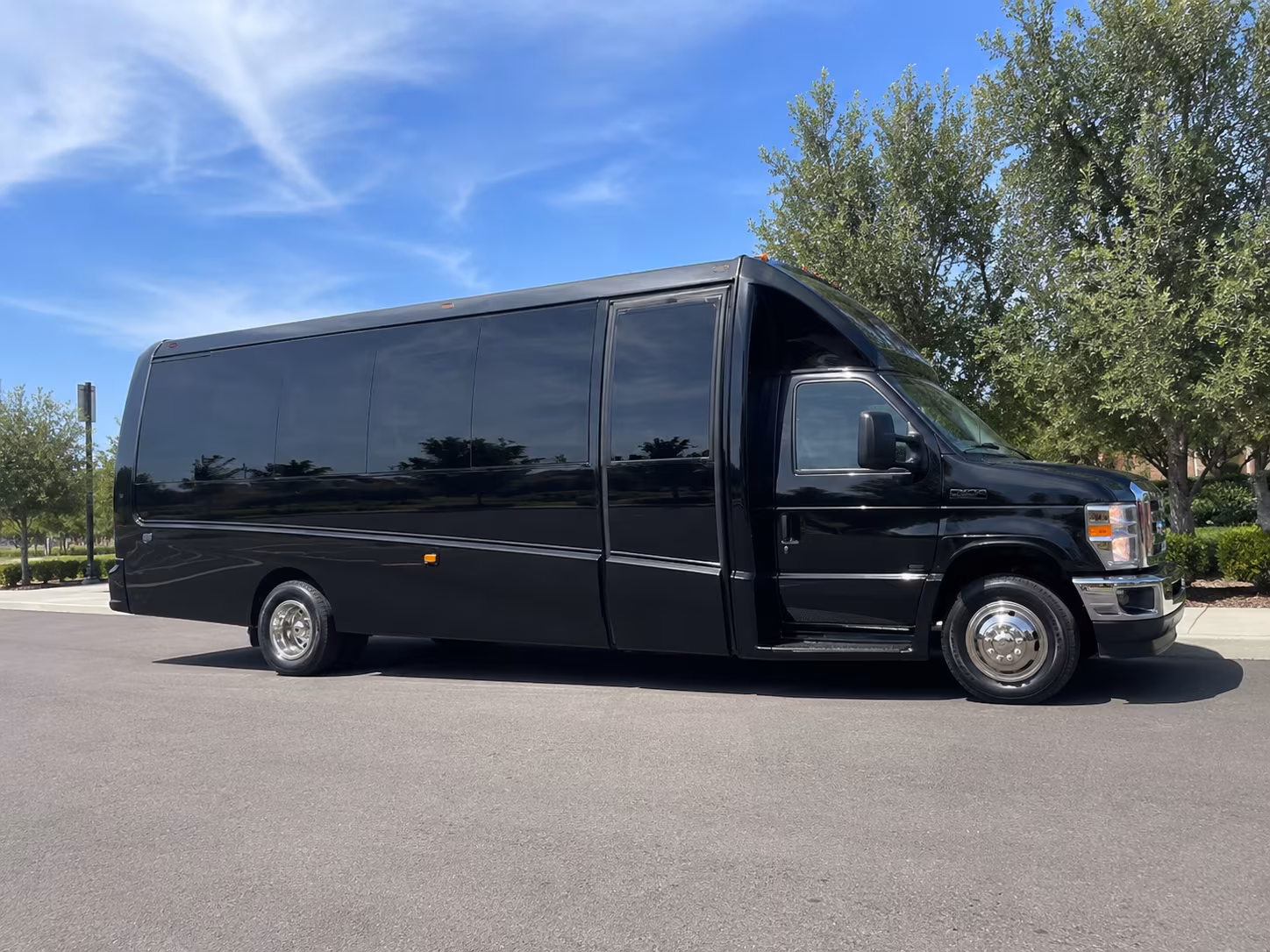 concert shuttle buses for corporate groups and private event attendees
