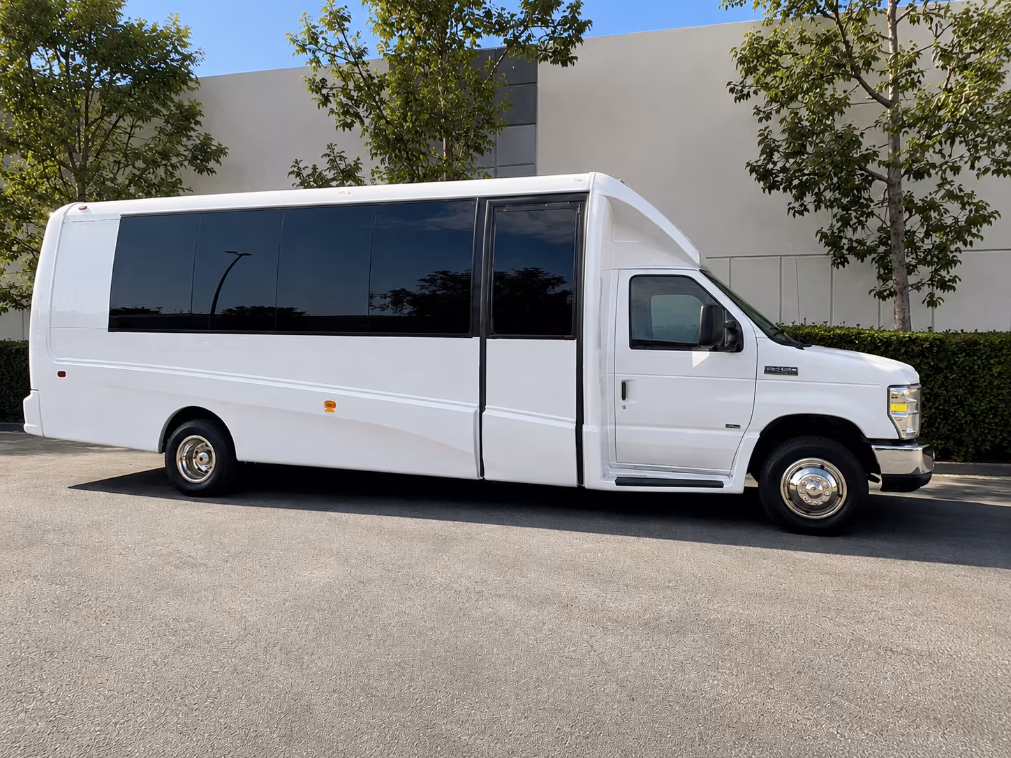corporate airport transfer buses to abilene regional airport