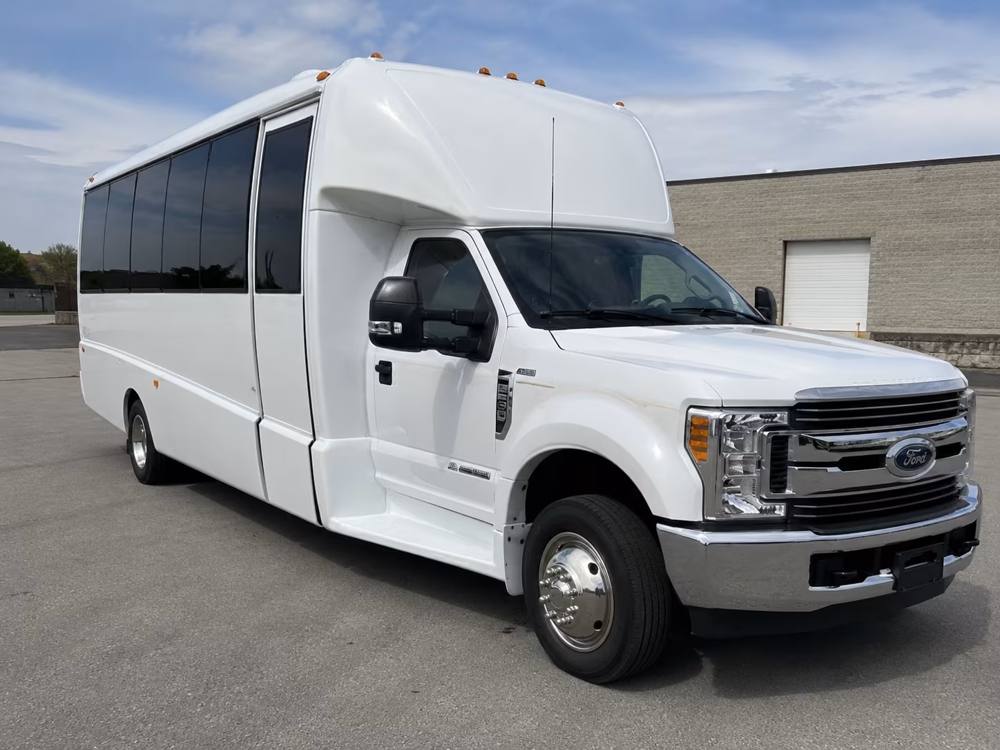 find the perfect transportation for your next school field trip 1