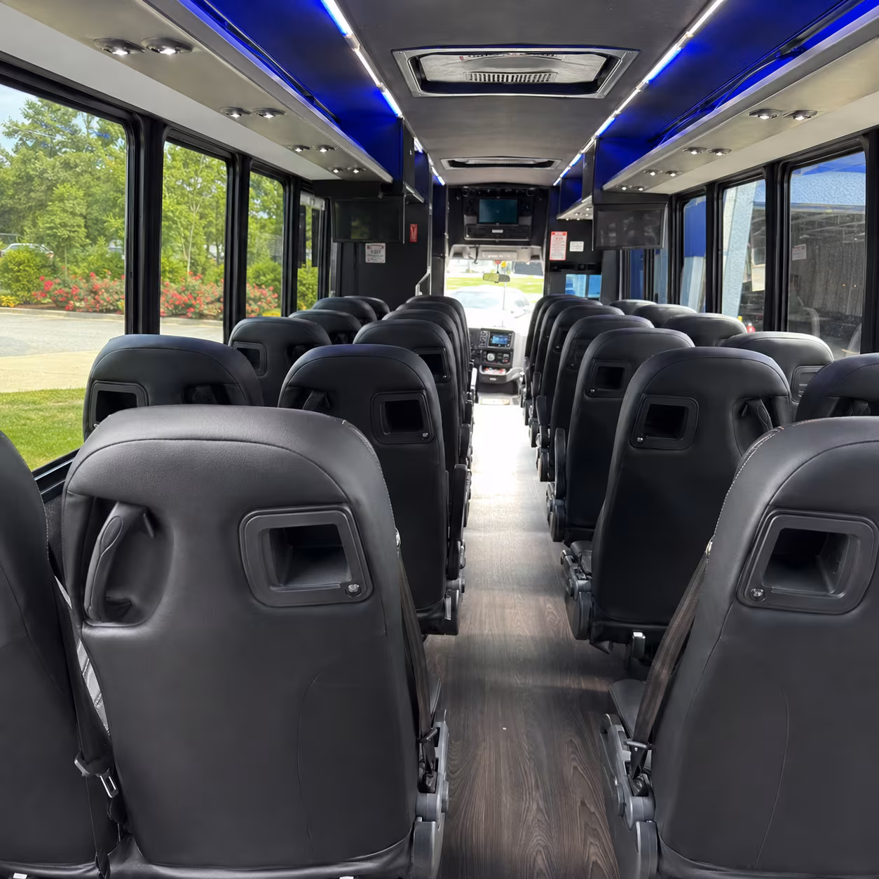 minibus rentals for smaller prom groups around abilene