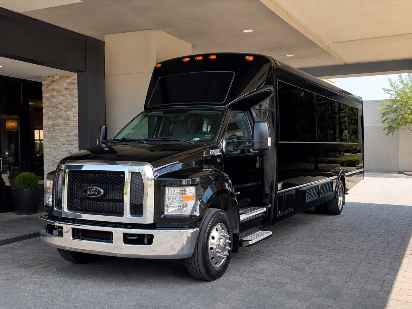 party bus transportation for abilene area proms at abilene